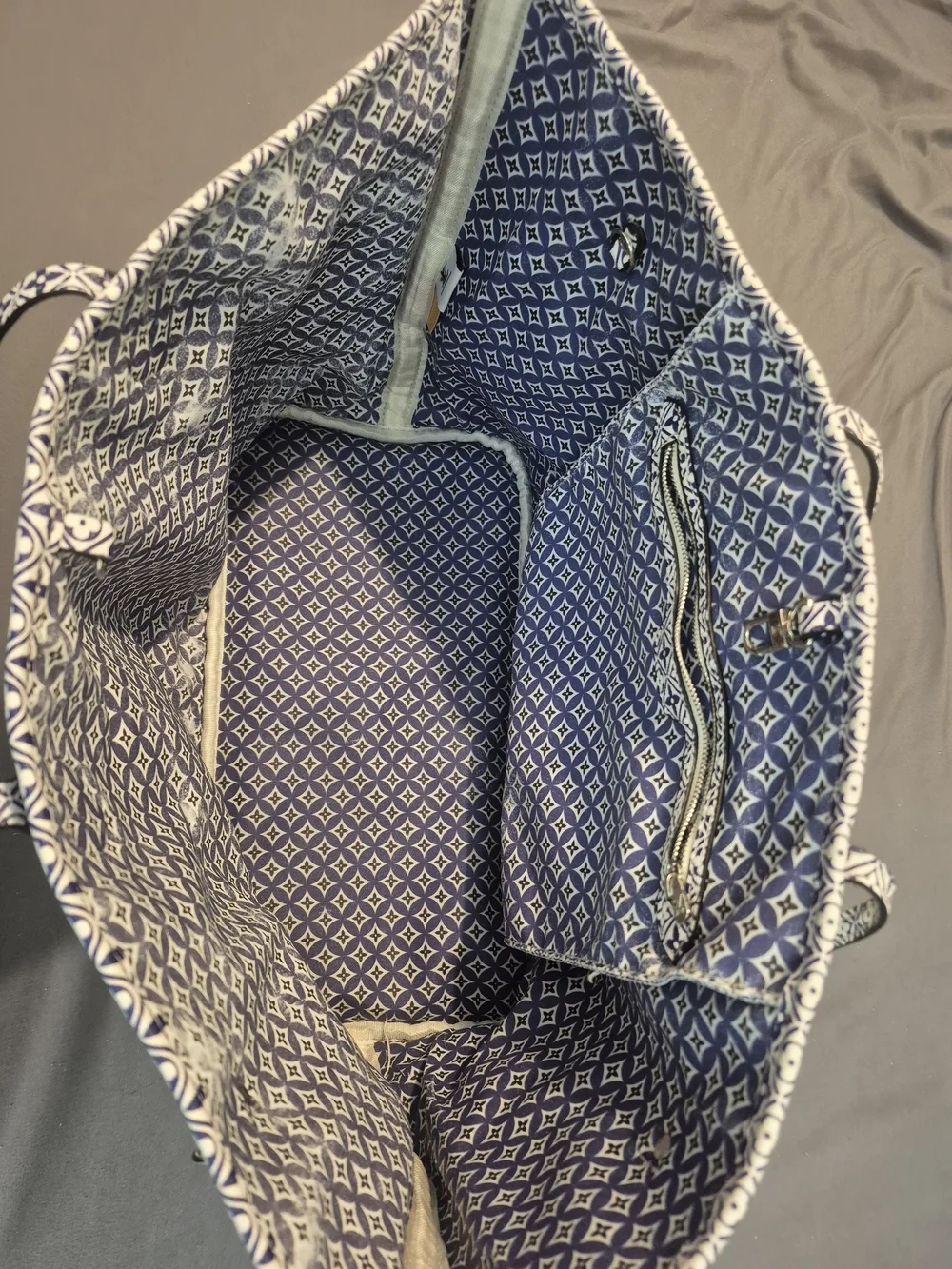 Louis Vuitton Canvas Okinawa Tote in Cream and Navy